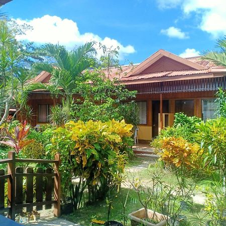 Telesfora Beach Cottage El Nido Luaran gambar